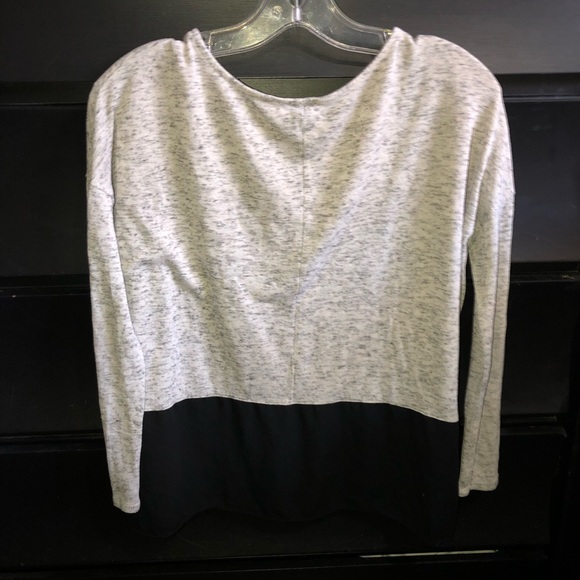 Long Sleeve Top - Picture 3 of 6